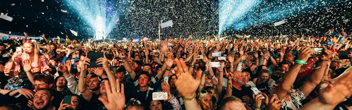 Io W Fest19 Sunday Biffy Clyro Main Stage Callum Baker 15525